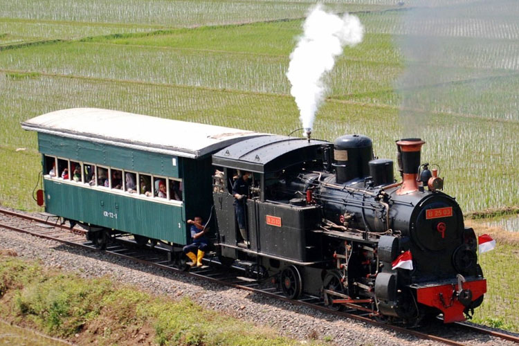 Stasiun-Ambarawa-Tuntang